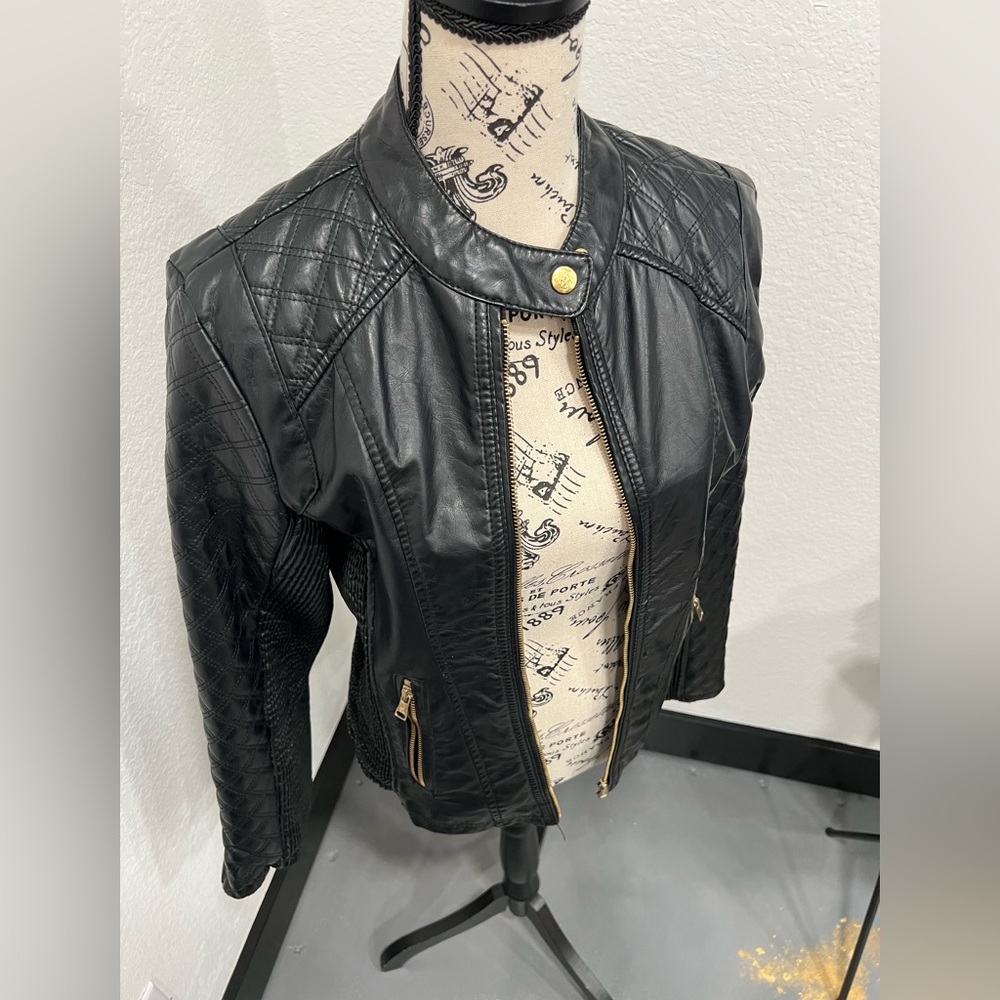 BB vegan leather jacket - Picture 2 of 9